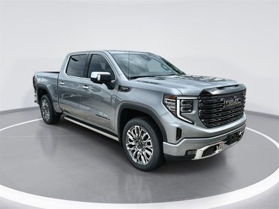 New 2026 GMC Sierra 1500 Denali Ultimate w/ LPO, Black Badging Package