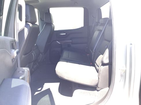 Used 2019 GMC Sierra 1500 SLT AWD/4WD image 8