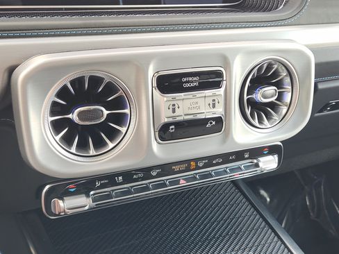 Used 2025 Mercedes-Benz G 580 w/ EQ Technology image 22