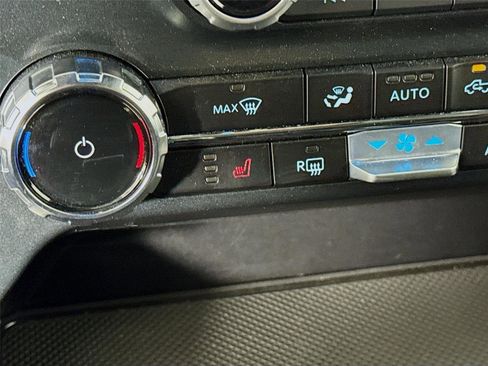 Used 2025 Ford F150 XLT w/ Equipment Group 302A MID AWD/4WD image 21