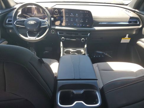 New 2026 Chevrolet Traverse LT w/ Midnight/Sport Edition FWD image 11