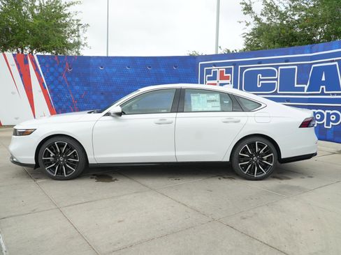 New 2026 Honda Accord Touring image 10