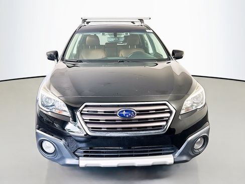 Used 2017 Subaru Outback 3.6R Touring w/ Popular Package #5A AWD/4WD image 2