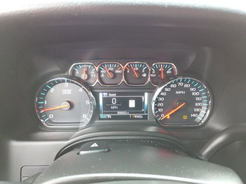 Used 2019 Chevrolet Tahoe LT image 17