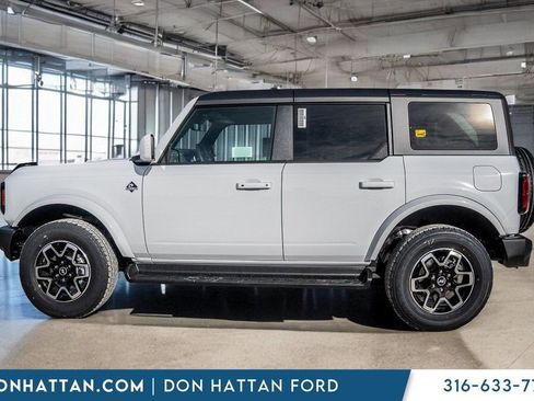 New 2025 Ford Bronco Outer Banks AWD/4WD image 2