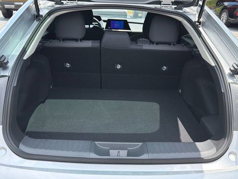 New 2026 Toyota Prius Plug-In Hybrid FWD image 22