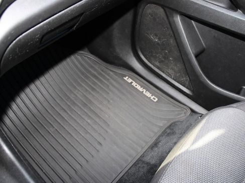 Used 2023 Chevrolet Traverse LT image 26