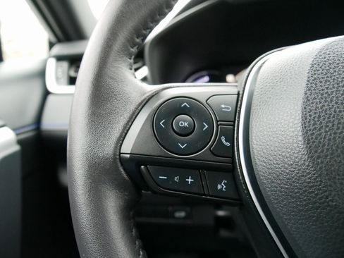 Used 2025 Toyota RAV4 XSE image 22