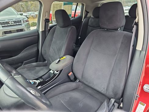 Used 2014 Nissan Leaf SV w/ LED & Quick Charge Package image 19