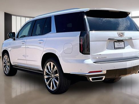 New 2026 Cadillac Escalade Platinum Luxury w/ LPO, Floor Liner Package AWD/4WD image 3