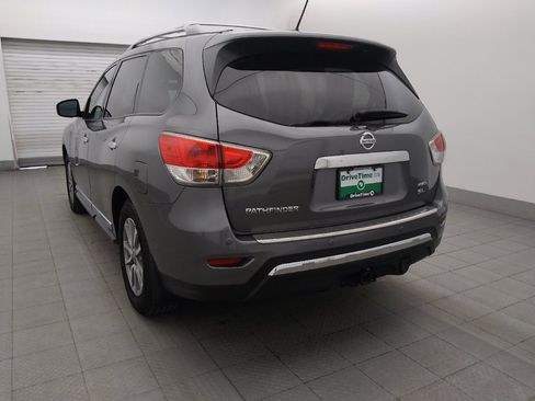 Used 2016 Nissan Pathfinder SL w/ SL Premium Package AWD/4WD image 5