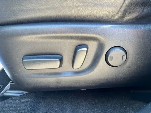 Used 2016 Toyota RAV4 Limited AWD/4WD image 20