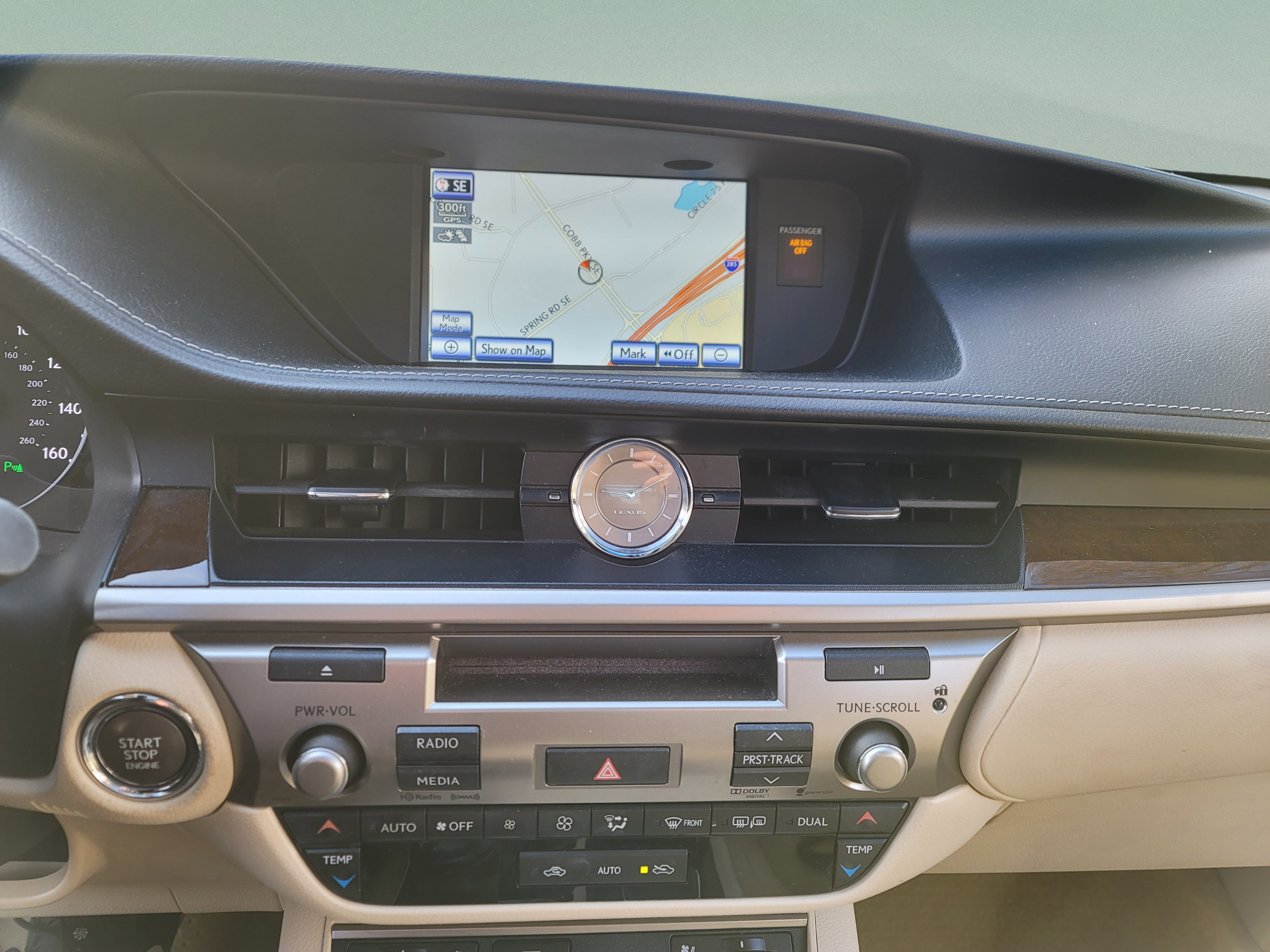 Used 2014 Lexus ES 350 w/ Luxury Package FWD image 17