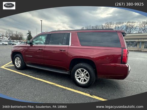Used 2016 Chevrolet Suburban LT w/ Luxury Package image 3