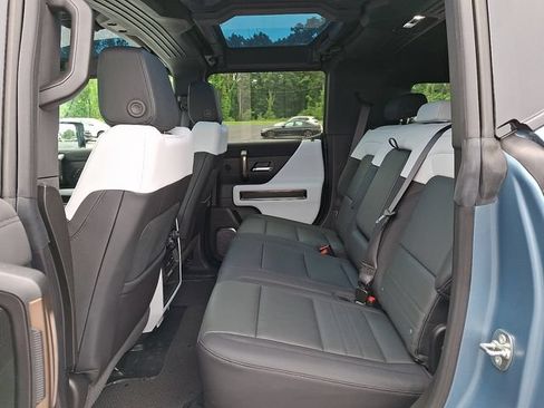 Used 2024 GMC Hummer EV 3X w/ Omega Edition AWD/4WD image 10
