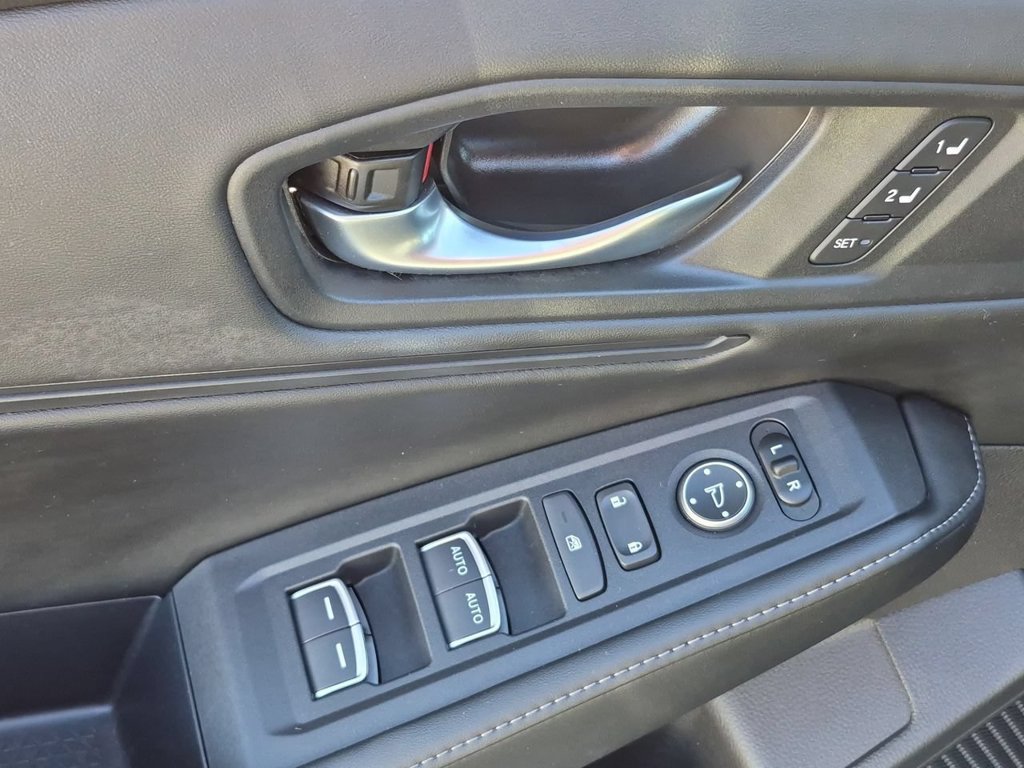 Used 2025 Honda Accord Sport image 24