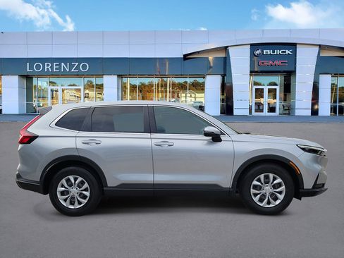 Used 2025 Honda CR-V LX image 4