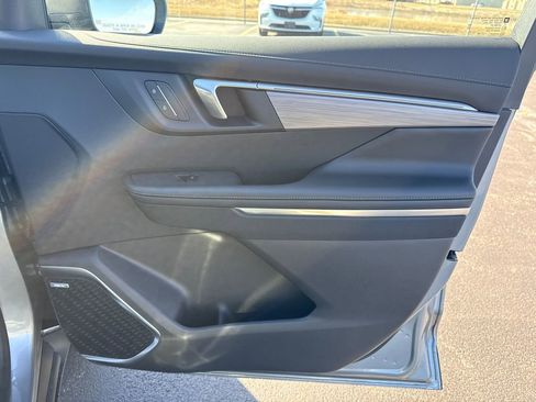 New 2026 Buick Enclave Preferred w/ Power Package AWD/4WD image 39