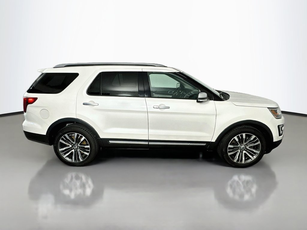 Used 2016 Ford Explorer Platinum AWD/4WD image 8