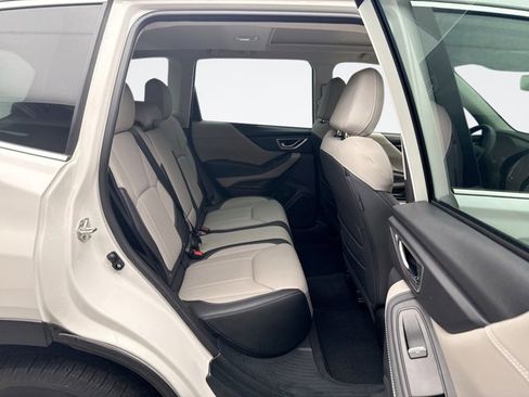 Used 2022 Subaru Forester Limited image 18