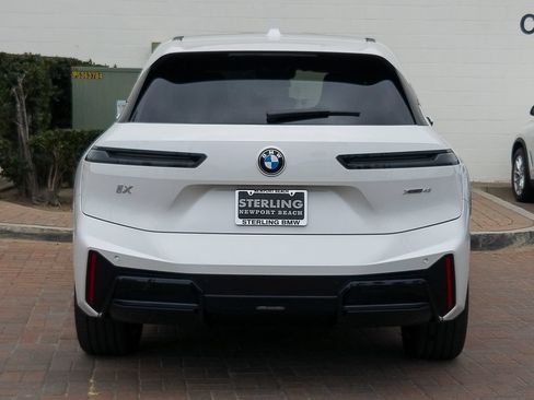 New 2026 BMW iX xDrive45 w/ M Sport Package AWD/4WD image 17