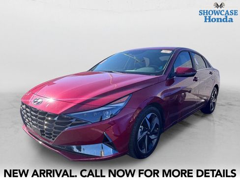 Used 2023 Hyundai Elantra Limited FWD image 2
