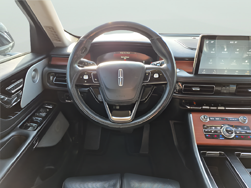 Used 2020 Lincoln Aviator Reserve w/ Equipment Group 201A RWD image 36