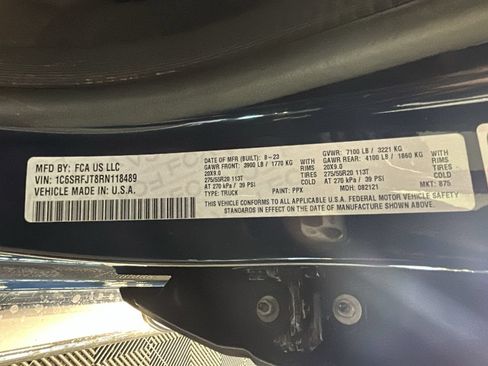 Used 2024 RAM 1500 Laramie AWD/4WD image 12