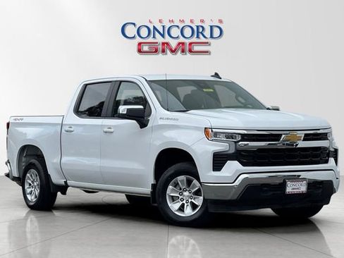 Used 2025 Chevrolet Silverado 1500 LT AWD/4WD image 1
