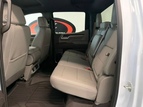 New 2026 GMC Sierra 1500 SLT AWD/4WD image 12