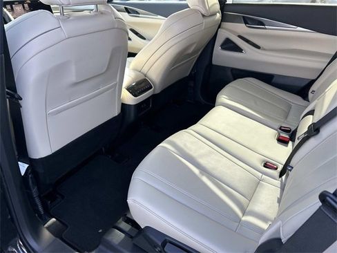 Certified 2025 INFINITI QX60 Luxe image 20