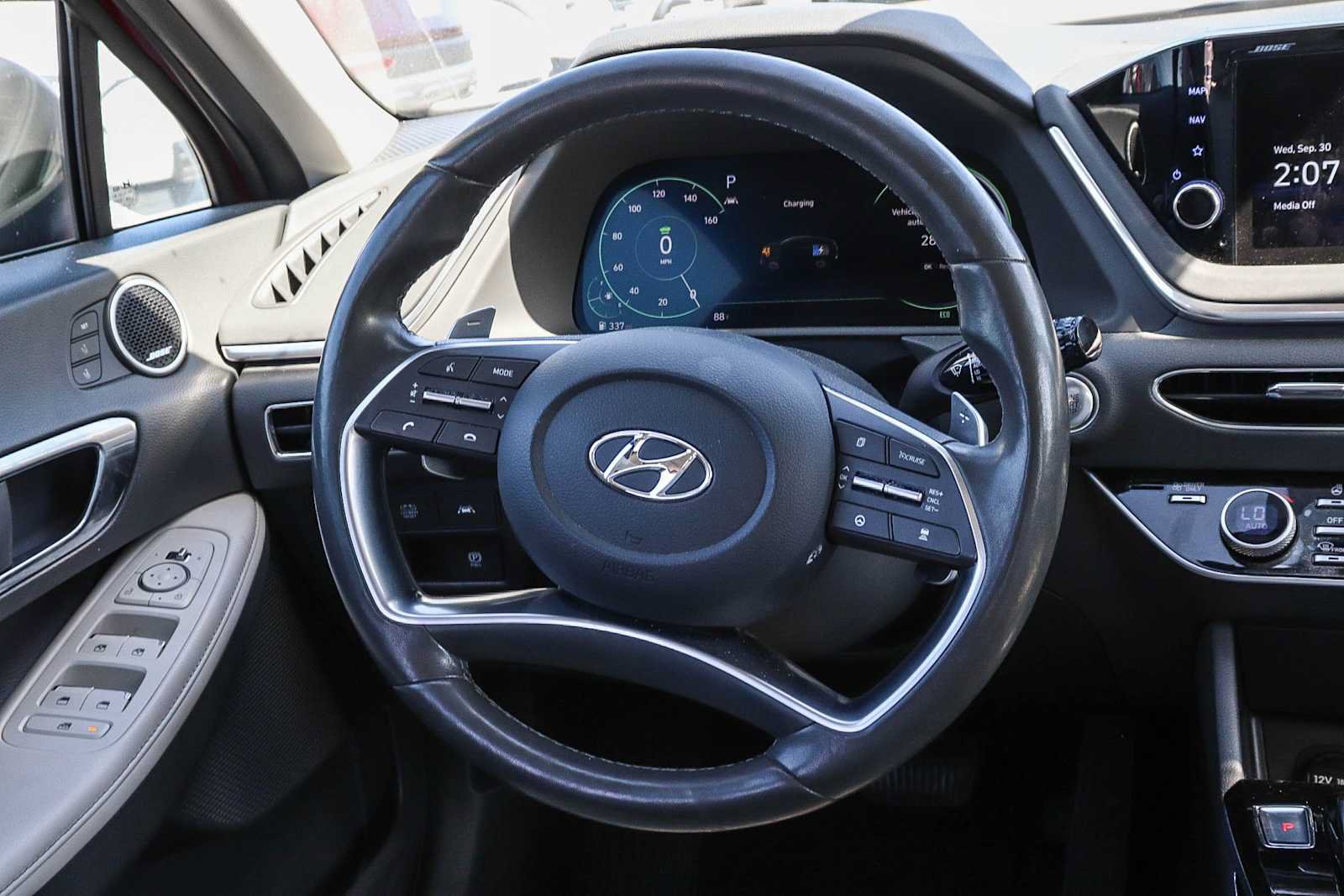 Used 2023 Hyundai Sonata Limited FWD image 28