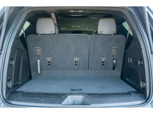 Used 2021 Chevrolet Tahoe LT RWD image 17