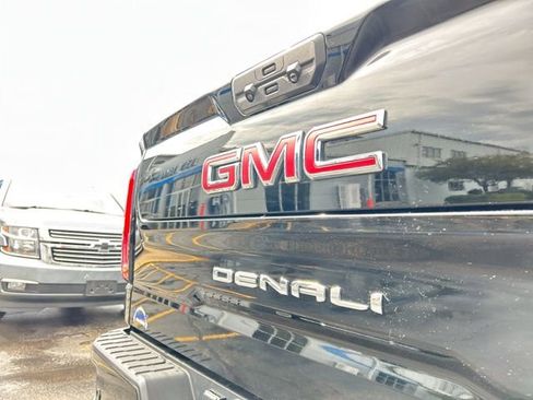 Used 2024 GMC Sierra 1500 Denali w/ Denali Reserve Package AWD/4WD image 11