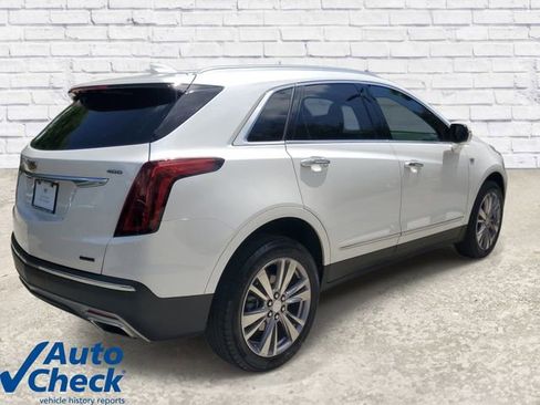 Certified 2023 Cadillac XT5 Premium Luxury FWD image 4