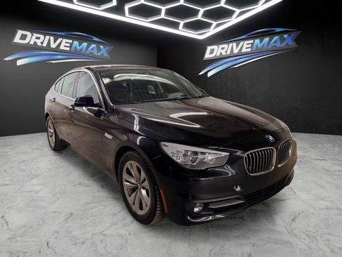 Used 2017 BMW 535i Gran Turismo xDrive w/ Luxury Seating Package AWD/4WD image 3