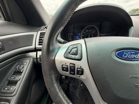 Used 2014 Ford Explorer Sport w/ Equipment Group 401A AWD/4WD image 17