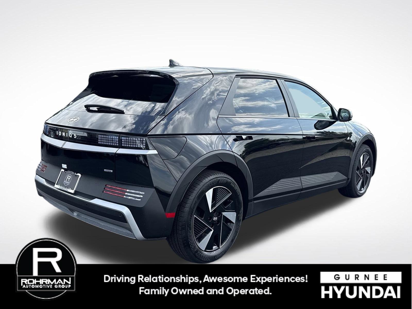 New 2026 Hyundai Ioniq 5 SE AWD/4WD image 9