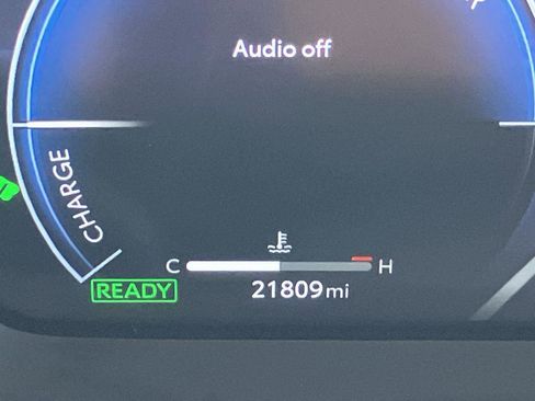 Used 2023 Toyota Crown image 19