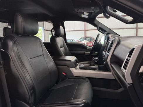 Used 2017 Ford F150 Lariat RWD image 23