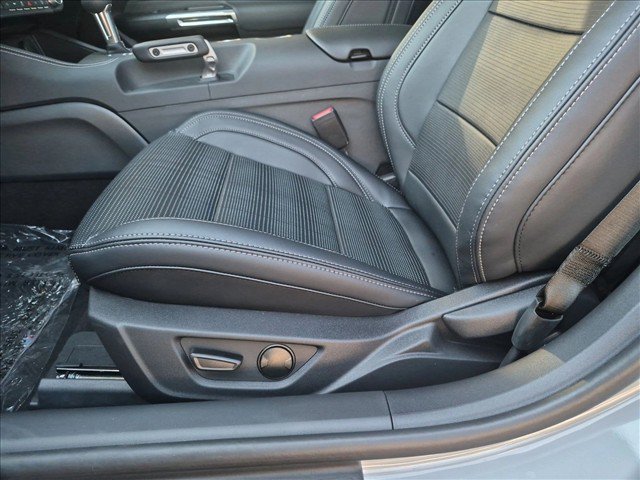 New 2026 Ford Mustang GT Premium w/ GT Performance Package RWD image 4