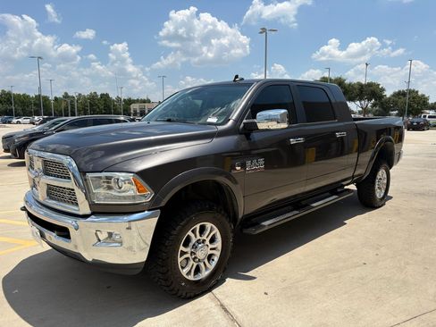 Used 2017 RAM 2500 Laramie w/ Off Road Package AWD/4WD image 4