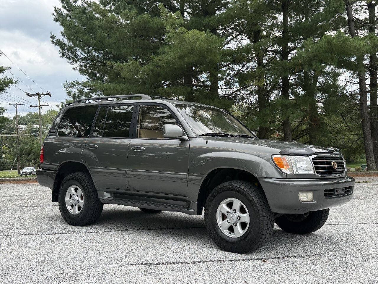 Used 2000 Toyota Land Cruiser AWD/4WD image 8