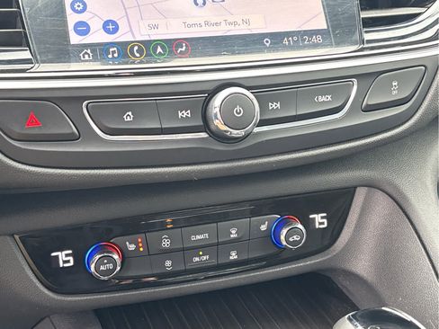 Used 2020 Buick Regal Essence image 15