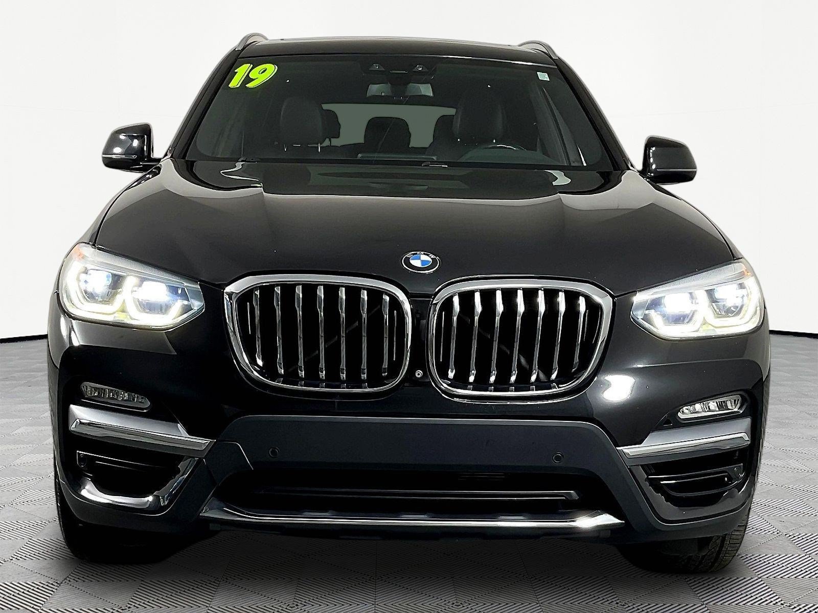 Used 2019 BMW X3 xDrive30i AWD/4WD image 2