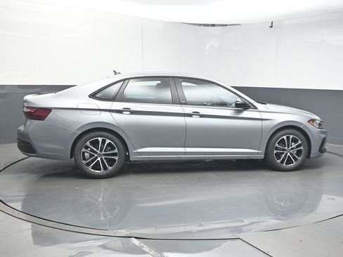 New 2026 Volkswagen Jetta Sport FWD image 8
