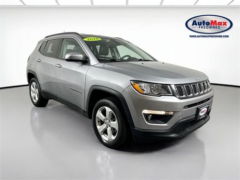 Used 2018 Jeep Compass Latitude w/ Popular Equipment Group image 1