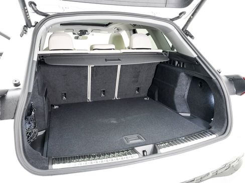 New 2025 Audi Q5 Prestige image 24