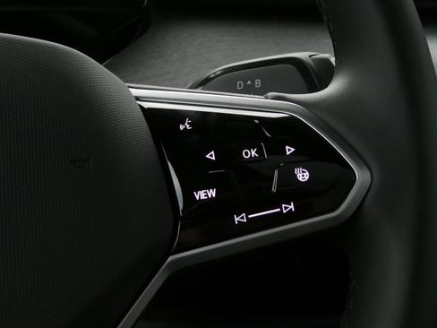 New 2025 Volkswagen ID. Buzz Pro S Plus image 15