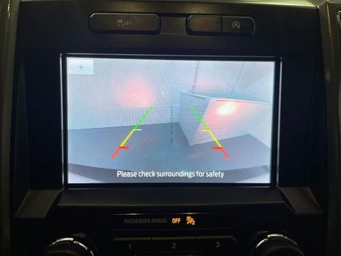 Used 2020 Ford F150 XLT image 5